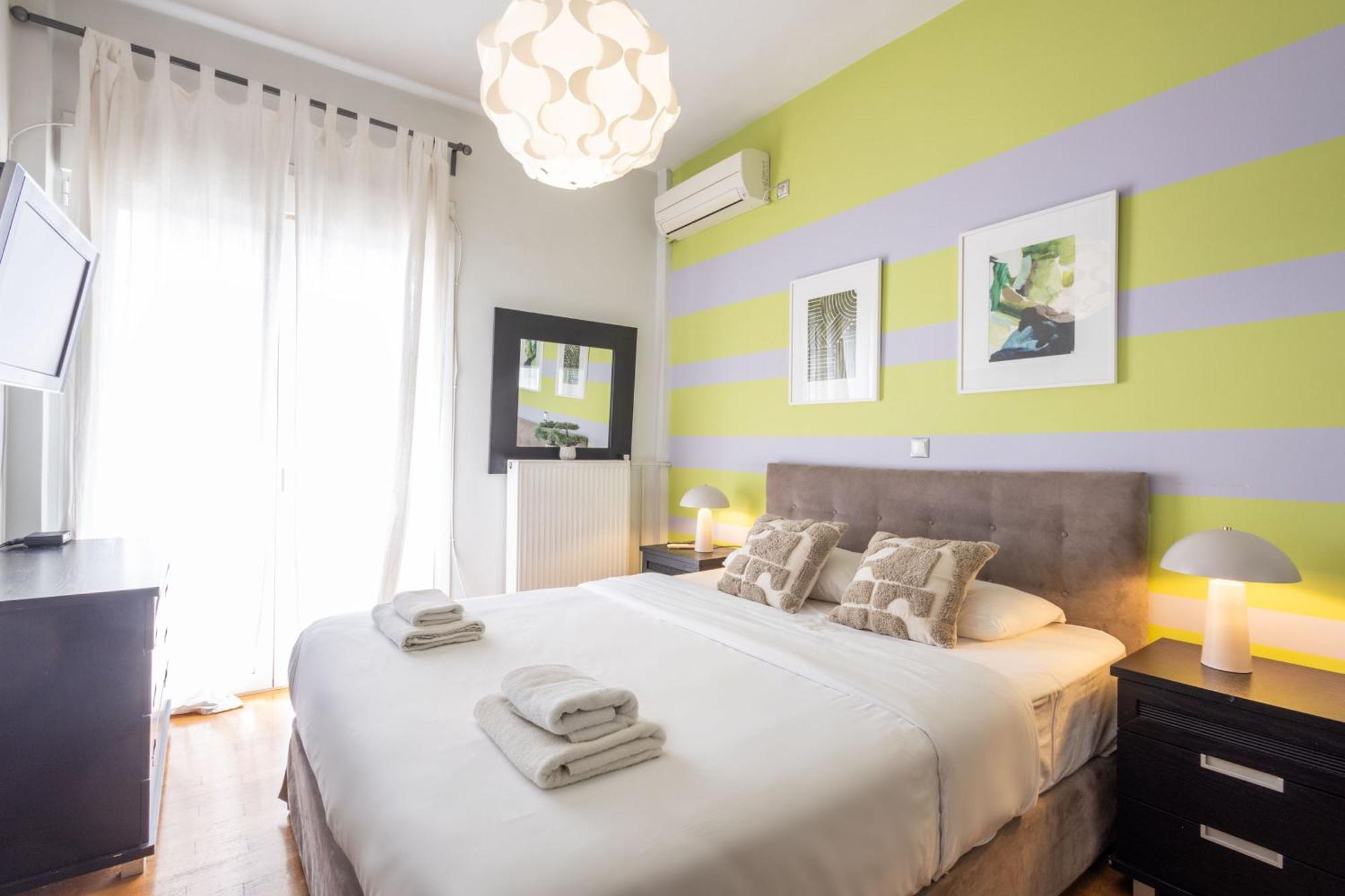 A Luxury & Comfortable Apt In Афіни Екстер'єр фото